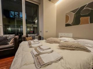 Urban Luxury Torino - Ingresso Privato e Garage - 3