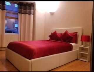 Central Reading Home - 0