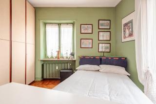 Bright four-room apartment with a large terrace - 1