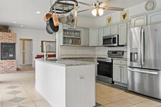 Entire Home in Narragansett - 0