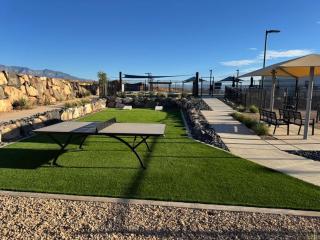 Affordable. Close to Zion, Comfortable - 6