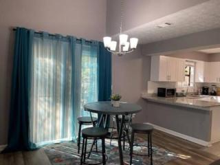 Stone Mountain Home, SmartTV All Rooms, Pool Table - 5