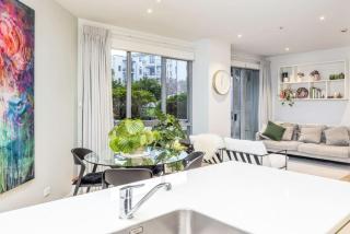 Stunning Viaduct 1 Bed Parking, Pool, Gym - 6