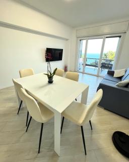 Bergeggi Sea View Apartment - Torre del Mare - 1