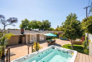 Hot Tub Paradise - 3