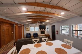 Rustline Haus - Cabin with Hot Tub, Walk to Village - 7