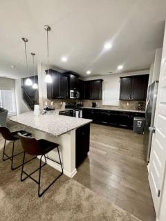 Spacious Home, Patio, Yard, WiFi, Near Speedway - 8