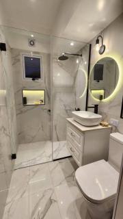 العبور الجديدة حي الواحة - 1