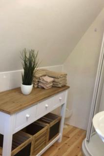 Holiday Home Reetdach Ferienhaus am Lübbesee Sauna Bootsteg neu by Interhome - 2