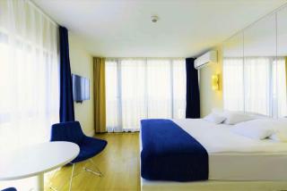 Batumi Sea View Aparthotel Riviera - 8