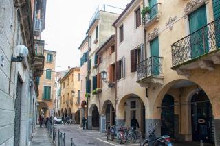 GuestHost - Elegant Apartment in Center of Padua - 6