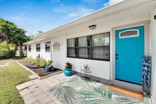 Family Pool 4BR 9-Bed Home Game Room & Firepit - 6