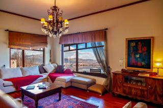 Το σπιτι της Ελευθερίας και της Σοφίας - 0