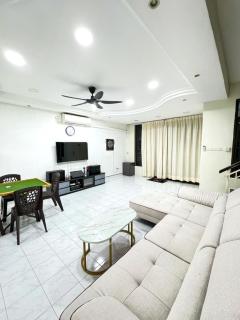 Ninety Six Mutiara Rini - 0