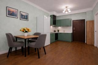 Central District Lofthouse - 6