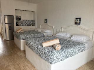 Cancun Plaza Condo Mexico - 1