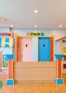 S & E Condo with Panoramic View - 9