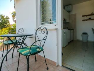 Apartment Apartment Nika 3 Umag mit Pool und Whirlpool 400 Meter vom Strand entfernt by Interhome - 2