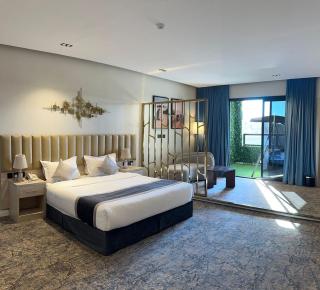 Golden SAYF- ALULA - 0