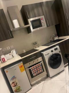 Afia's Embassy studio suites - 2