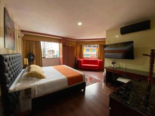 Hotel Imperio Real - 2