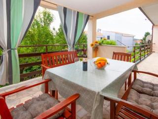 Apartment mit privater Terrasse by Interhome - 1