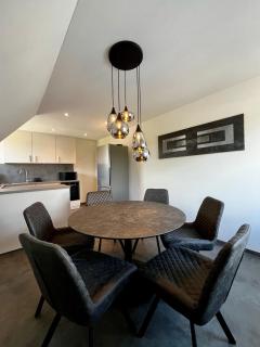 Deluxe Apartment - 2