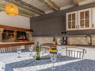 Holiday Home Villa Agneza mit Garten- Pool und Pavillon by Interhome - 8