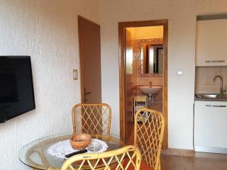Apartment Kleine Wohnung mit schönem Balkon by Interhome - 1