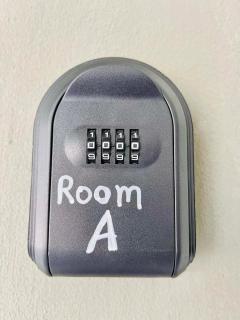 Comfort Home stay Private Room A Shared House - 4