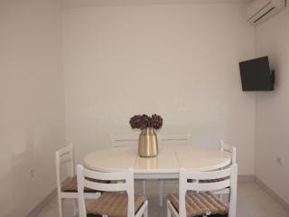 Apartment Geräumige charmante Wohnung in der Nähe des Meeres by Interhome - 4