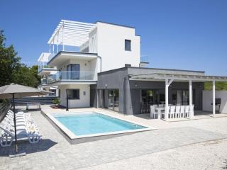 Holiday Home Villa Luna mit Pool- Sauna- Whirlpool- Tennisplatz by Interhome - 9
