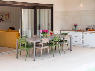 Holiday Home Echo villa- Istra- Pool Jacuzzi- BBQ- Haustierfreundlich by Interhome - 2