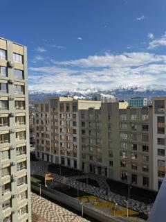 Cozy Studio in the City Center, with Mountain View - 9