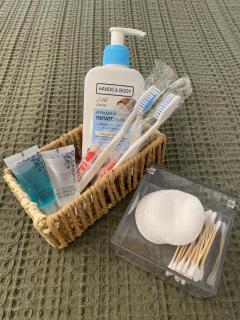 Cozy Studio in the City Center, with Mountain View - 3