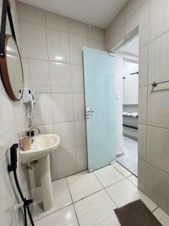 Apartamento Central 50m delegacia - 6