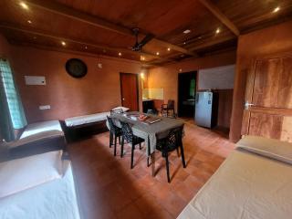 Dream Acres Mudhouse - 3