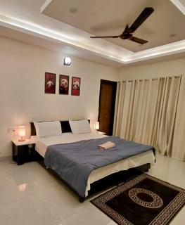 bigbro independent & couple friendly - 3