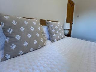 Modernised fisherman's house near Lytham centre - 5