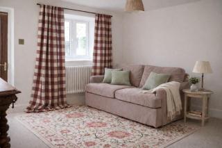 Cotswold Cottage with Private Valley Views - Only 15 Minutes from Cheltenham & Stroud - 1