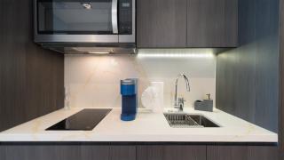 One 1402B Hotel Room: New Beachfront Resort, Style & Comfort - 7