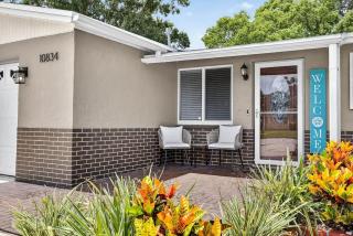 Family Stunning 3BR Heated Pool Home in Largo - 6
