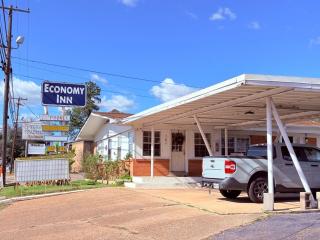 Economy Inn by Hotel O Gladewater, TX - 5