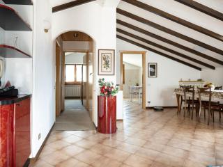 Apartment Gioia del Verde - Raum- Terrasse und Seeblick by Interhome - 1