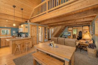 Lil Bigfoot Chalet by NW Comfy Cabins - 5