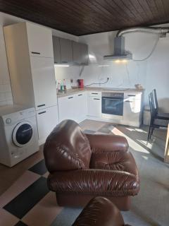 Mirna zelena dolina - 0