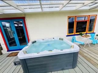 Comfortable Room in our Peaceful Family Home - 7