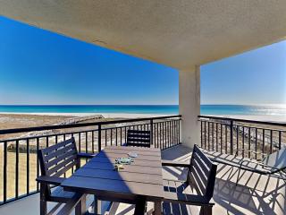 Navarre Towers #303 - 1