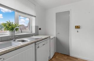 Central Upton Upon Severn 2 bedroom property sleeps 6 - 8