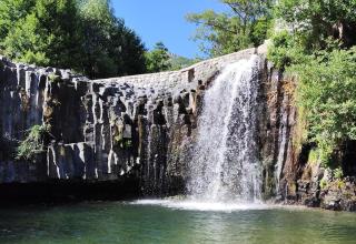 Belle et fraîche maison en pierres - 2